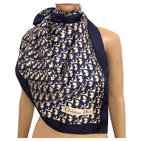 foulard tete dior|foulard Dior femme.